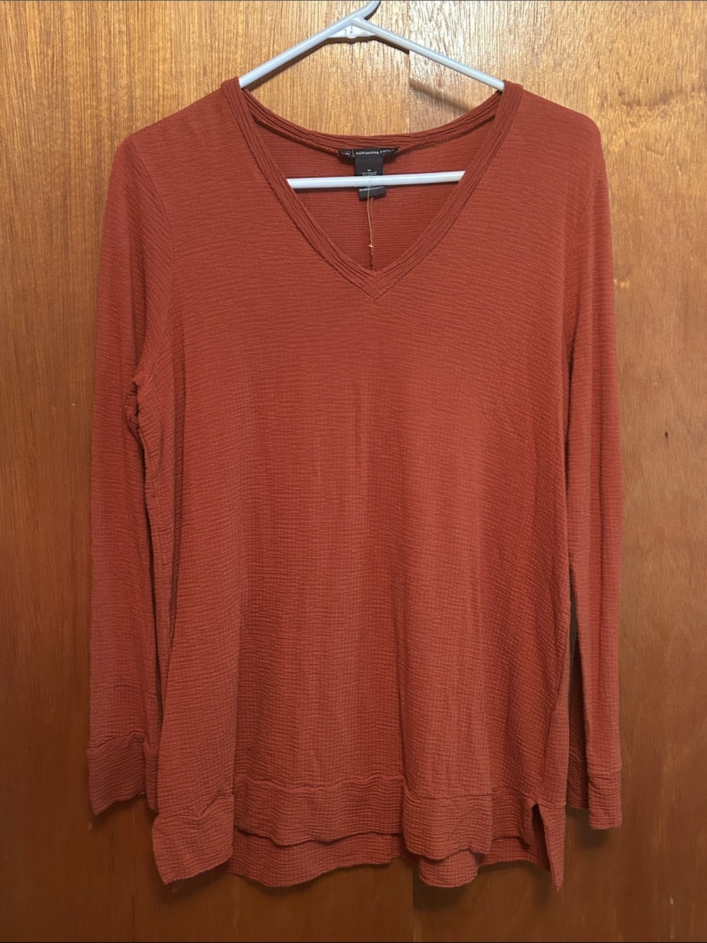 Adrianna Papell Rust-Red Long Sleeve V-Neck Top